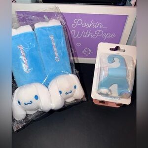 🩵NWOT/NIB Cinnamoroll Car Belt Covers With Purse Hook Bundle